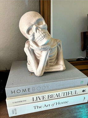 Threshold Halloween Skeleton Bust Decor in White